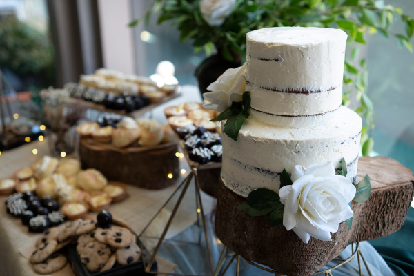 Add something sweet to your vineyard wedding to make the day absolutely perfect