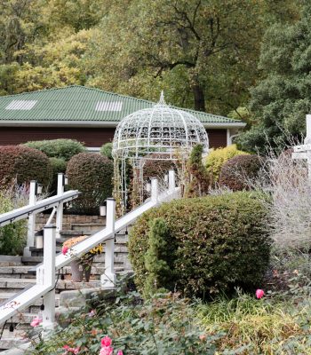 Beautiful garden and signature photo spot at Stone Manor Boutique Inn